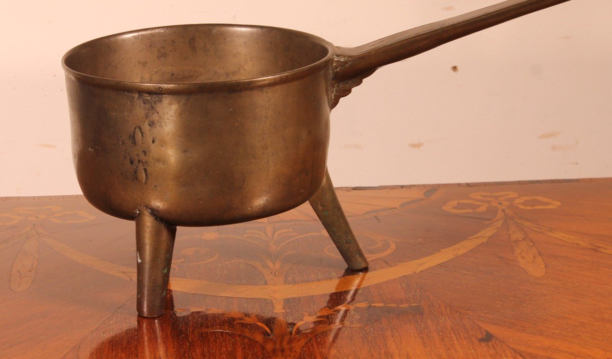 Tripod Apothecary Skillet From The 18th Century England-photo-2