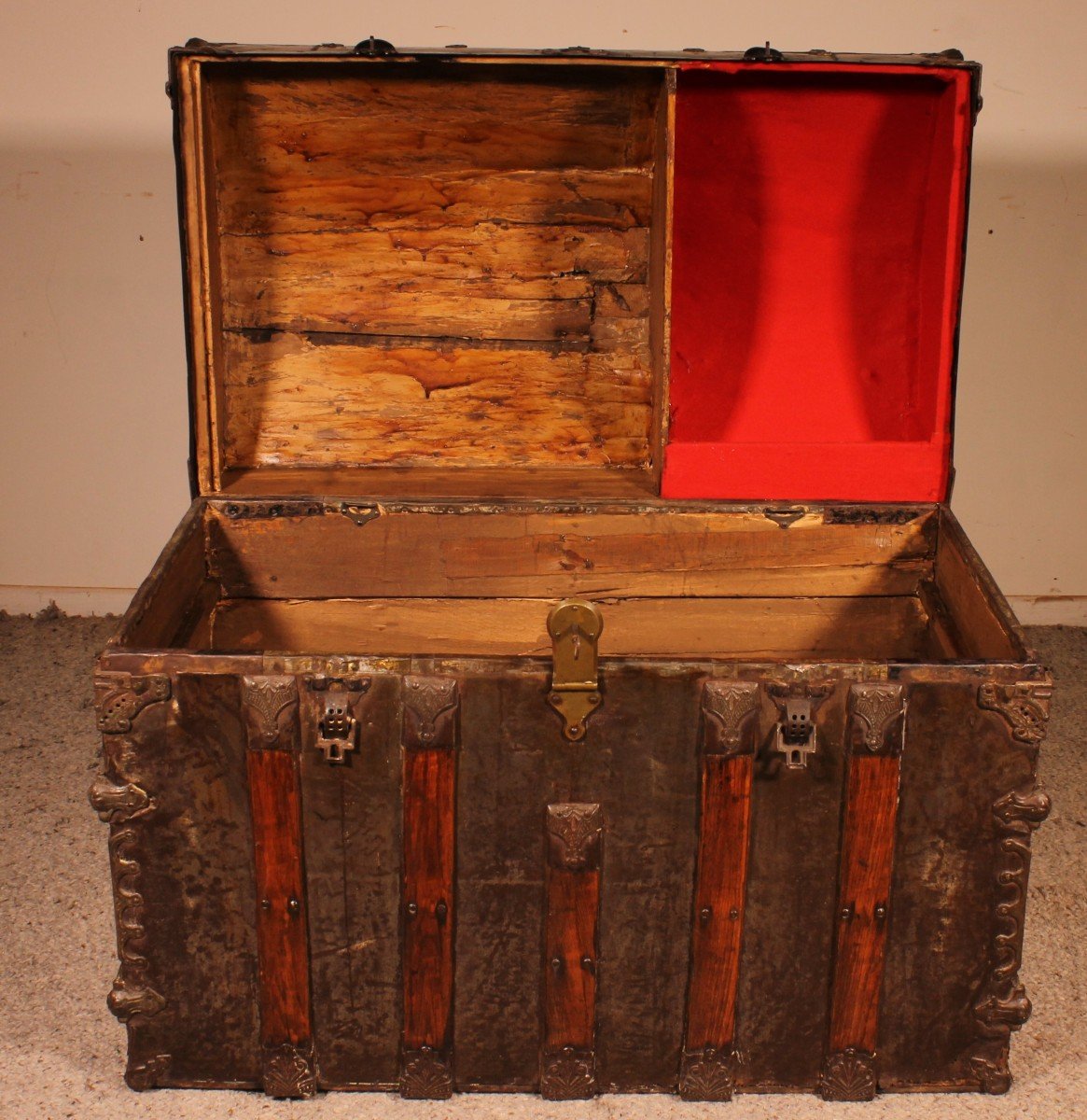 Empire Period Officer's Trunk-photo-3