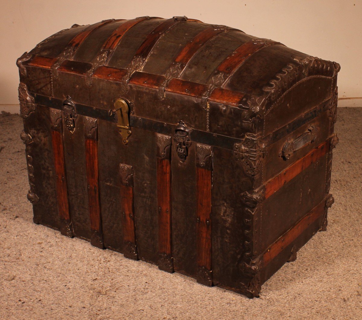 Empire Period Officer's Trunk-photo-4