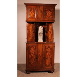  6 Doors Buffet In Walnut Dated 1639