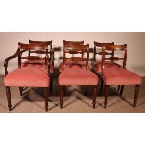 Set Of 4 Chairs And Two Armchairs From The 18th Century In Mahogany