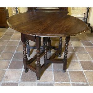 Oak  Gateleg Table From The 17th Century