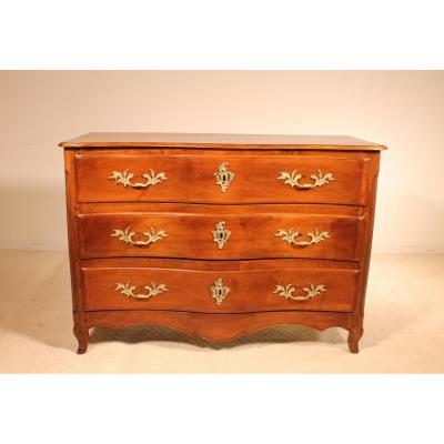 Commode Curved In Walnut 18 Ith Century