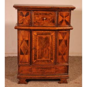 Exceptional Italian Renaissance Oratory In Blond Walnut And Inlays - 16° Century