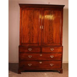 18th-century Mahogany Linen Press