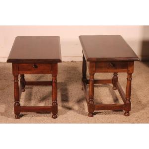 paire de tables de chevet ou bouts de canapé espagnoles en noyer