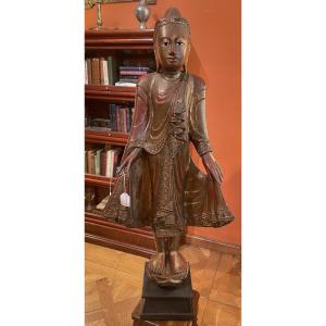 Bouddha en bois sculpté Polychrome avec Incrustations de Verroterie