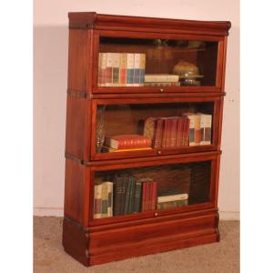 Globe Wernicke Bookcase In Mahogany With 3 Elements