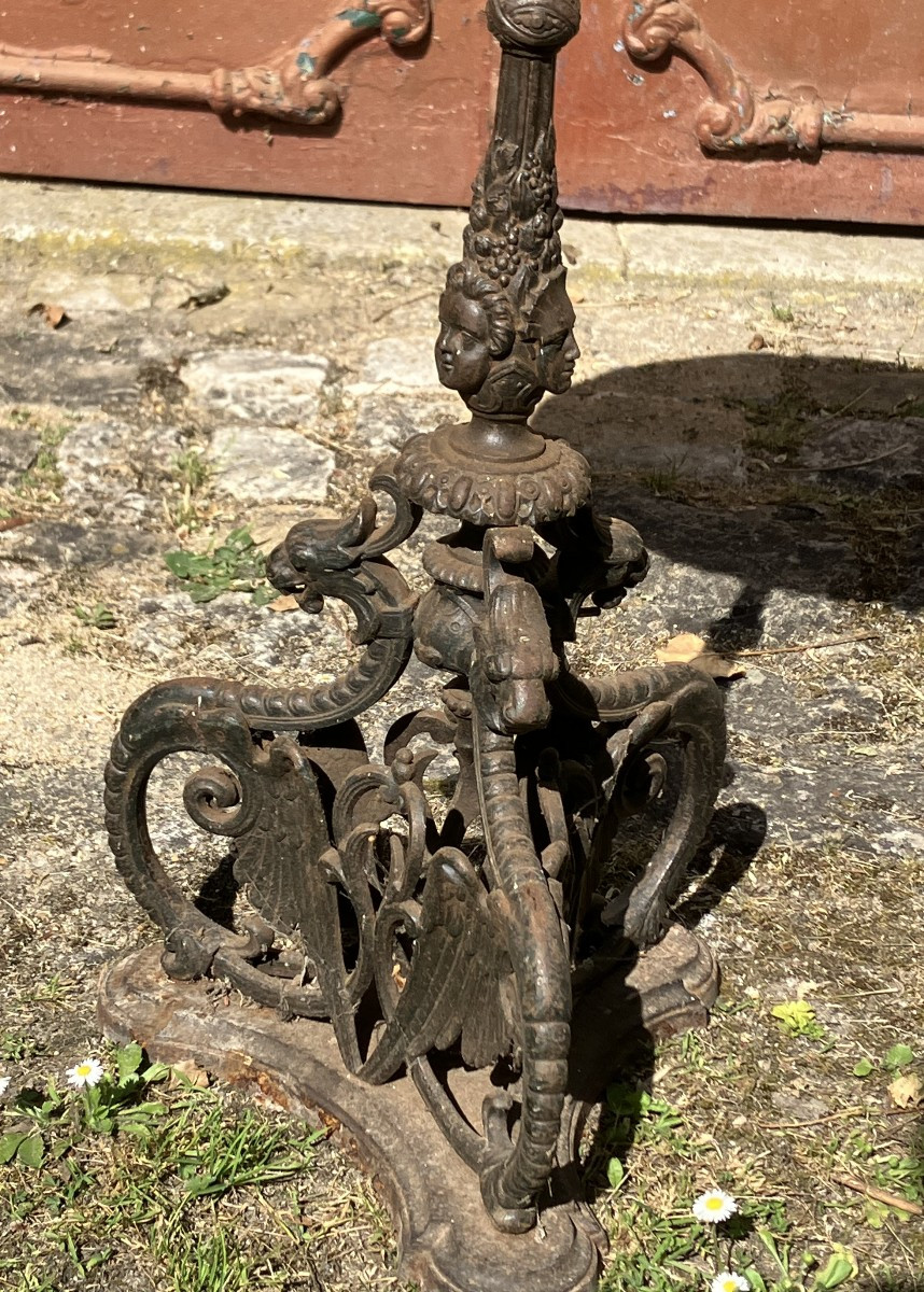 Curieux Gueridon En Fonte , Deuxieme Partie Du XIXeme-photo-2