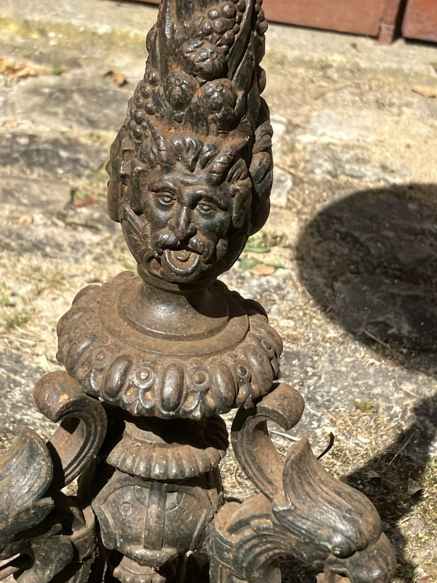 Curieux Gueridon En Fonte , Deuxieme Partie Du XIXeme-photo-3