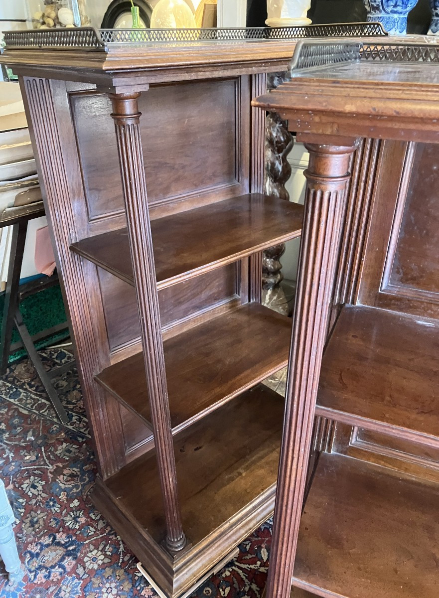 Pair Of Shelves-photo-2