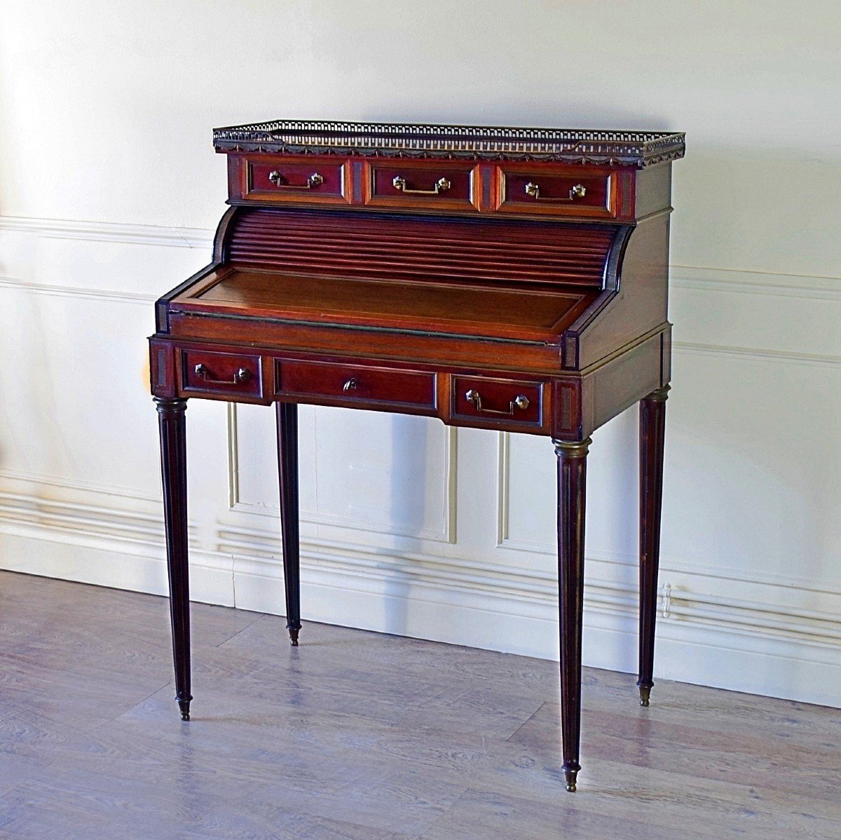 Cylinder Desk Or Bonheur Du Jour With Louis XVI Style System