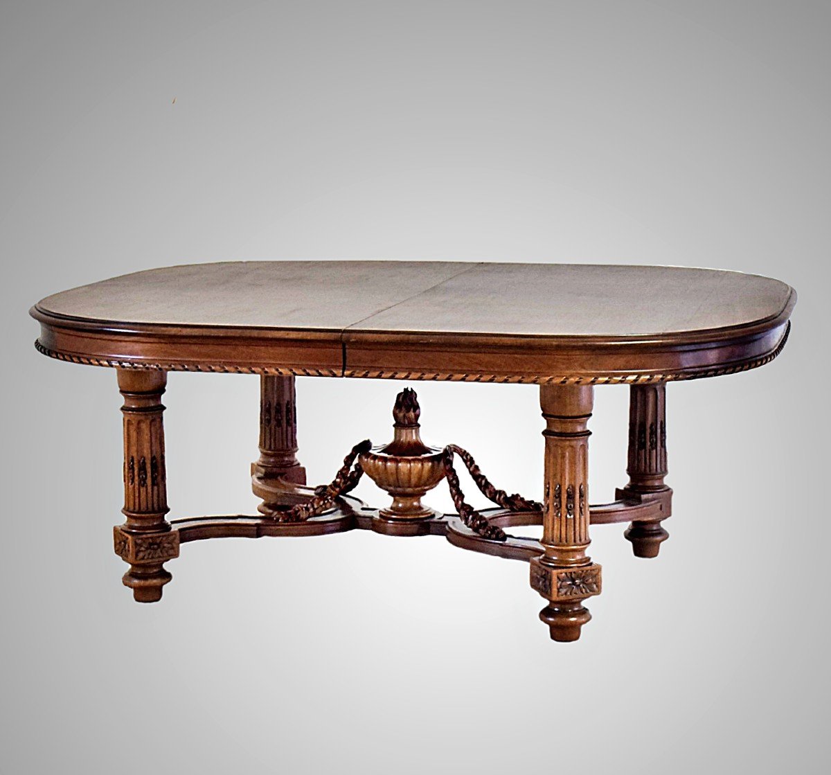 Importante table de 5 mètres déployée Table de château en noyer XIXème