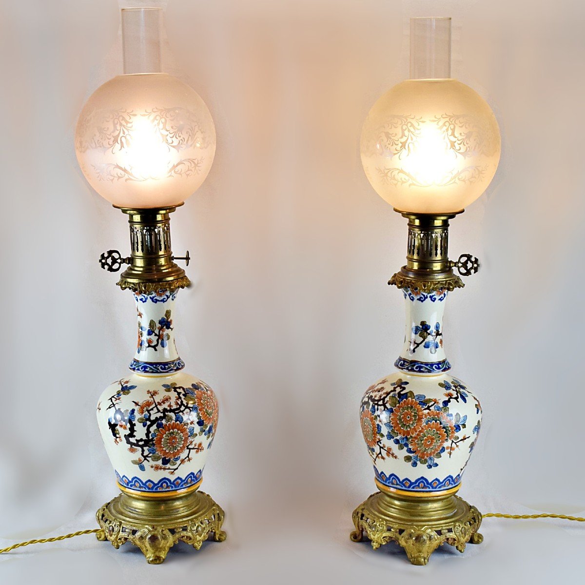 Pair Of Earthenware Oil Lamps From Gien 19th Century-photo-2