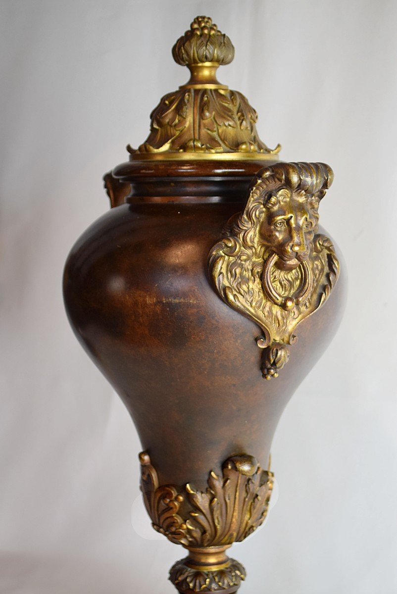Paire de grandes Cassolettes Urnes en Bronze Néo-classique  XIXè-photo-3