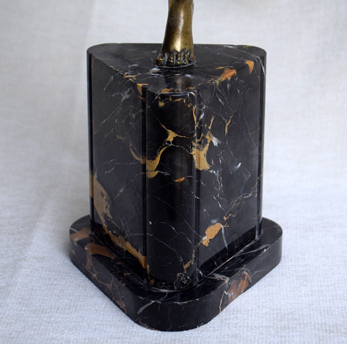 Nude Dancer In Art Deco Bronze On Portor Marble-photo-4
