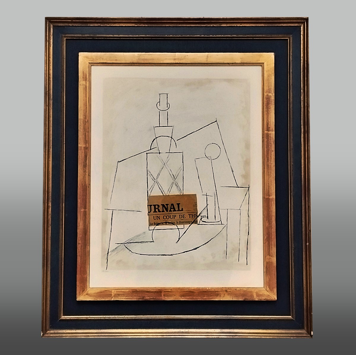 Pablo Picasso Lithographie originale «Bouteille de rhum paillée, verre et Le Journal» 