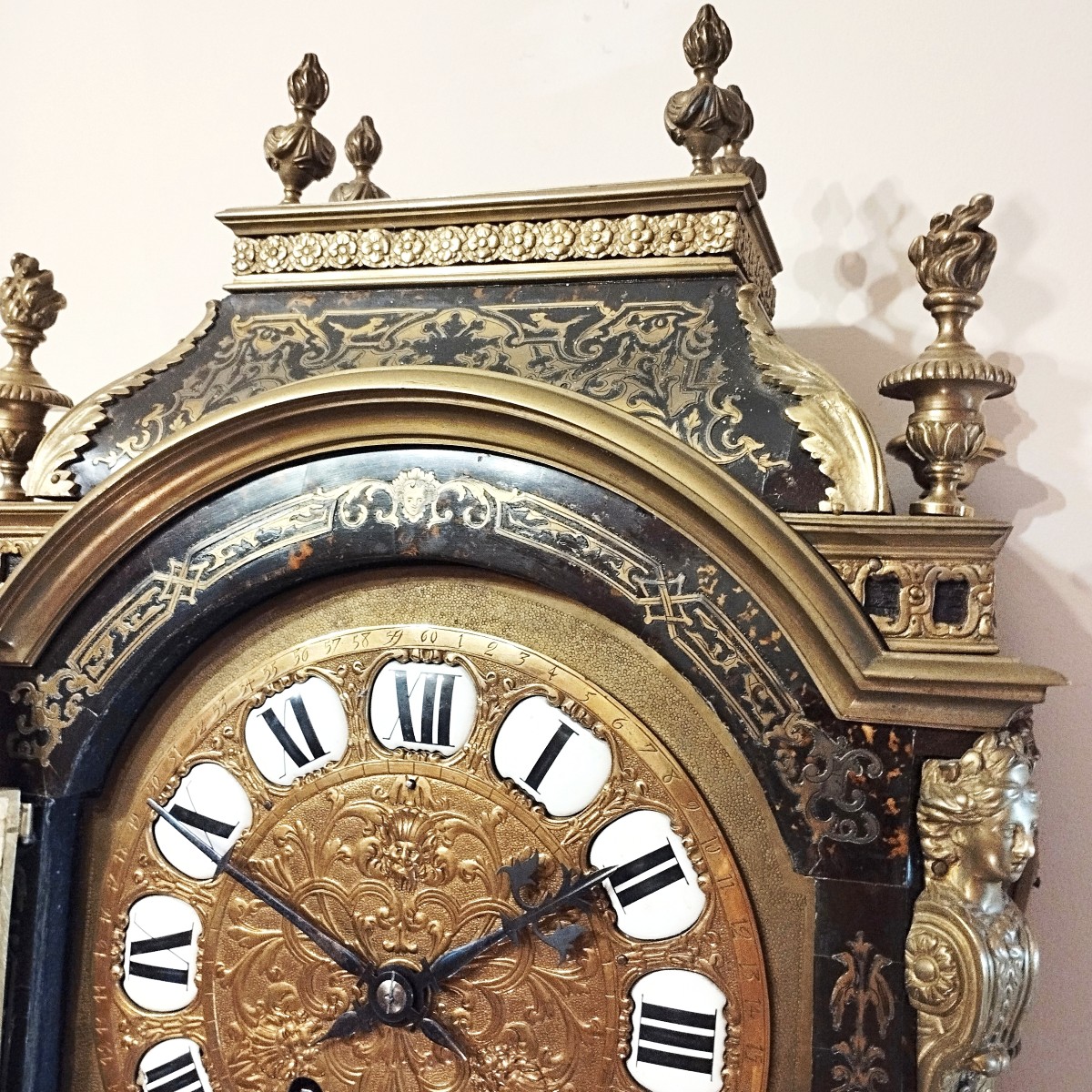 Religious Clock And Its Louis XIV Style Marquetry Lamp Base-photo-7