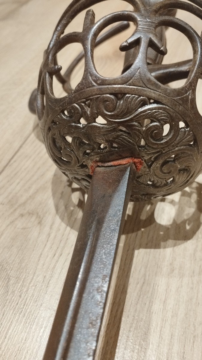 Rapi&egrave;re de style XVII&egrave; &agrave; garde en panier -photo-6