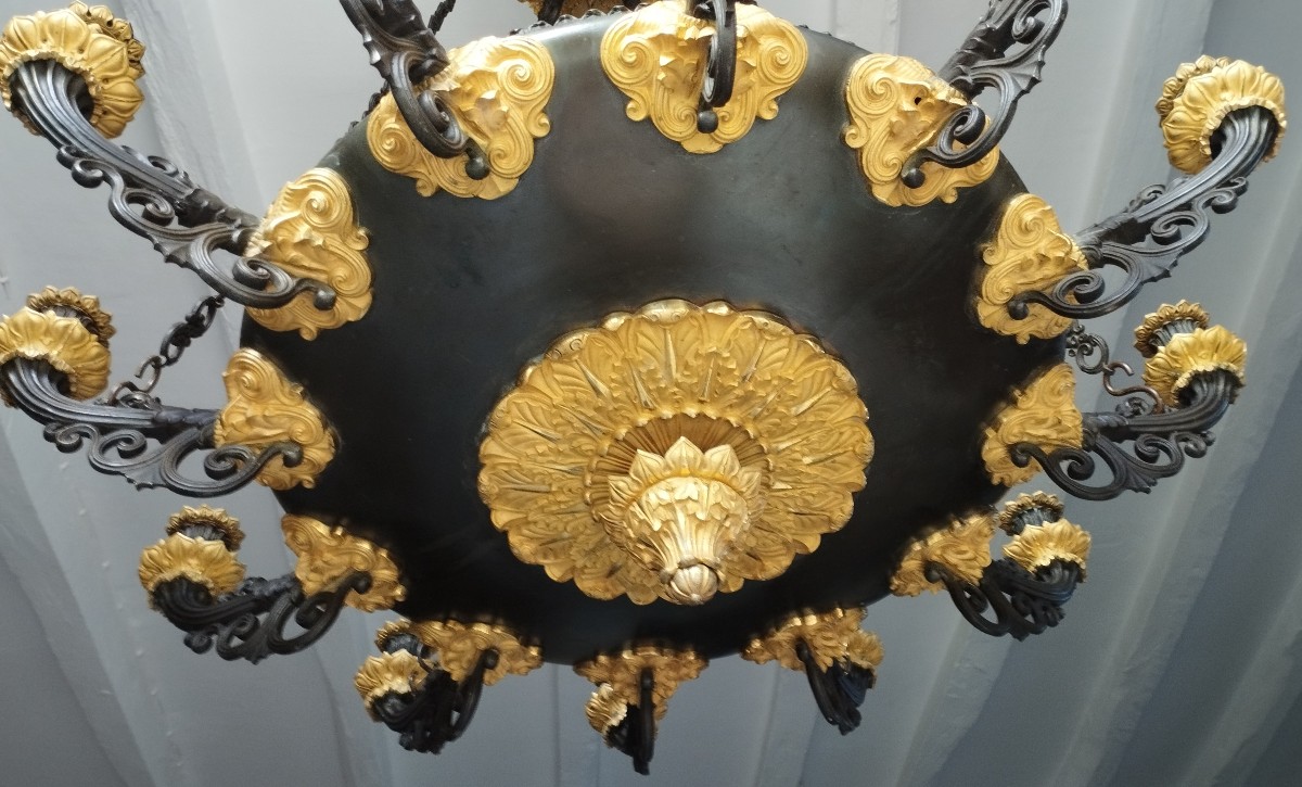 Important Antique-style Bronze Chandelier From The Restoration Period With Twelve Lights-photo-2