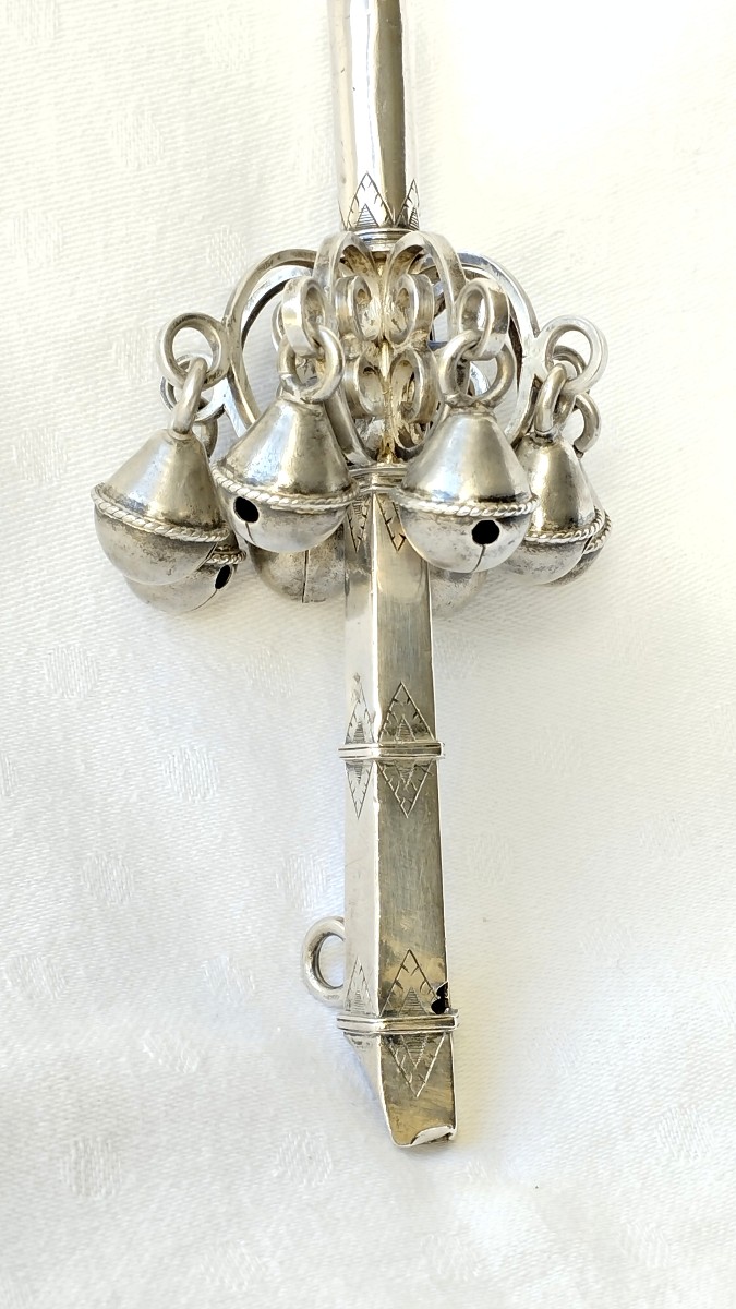 Whistling Rattle With Eight Bells In Silver And Rock Crystal-photo-2