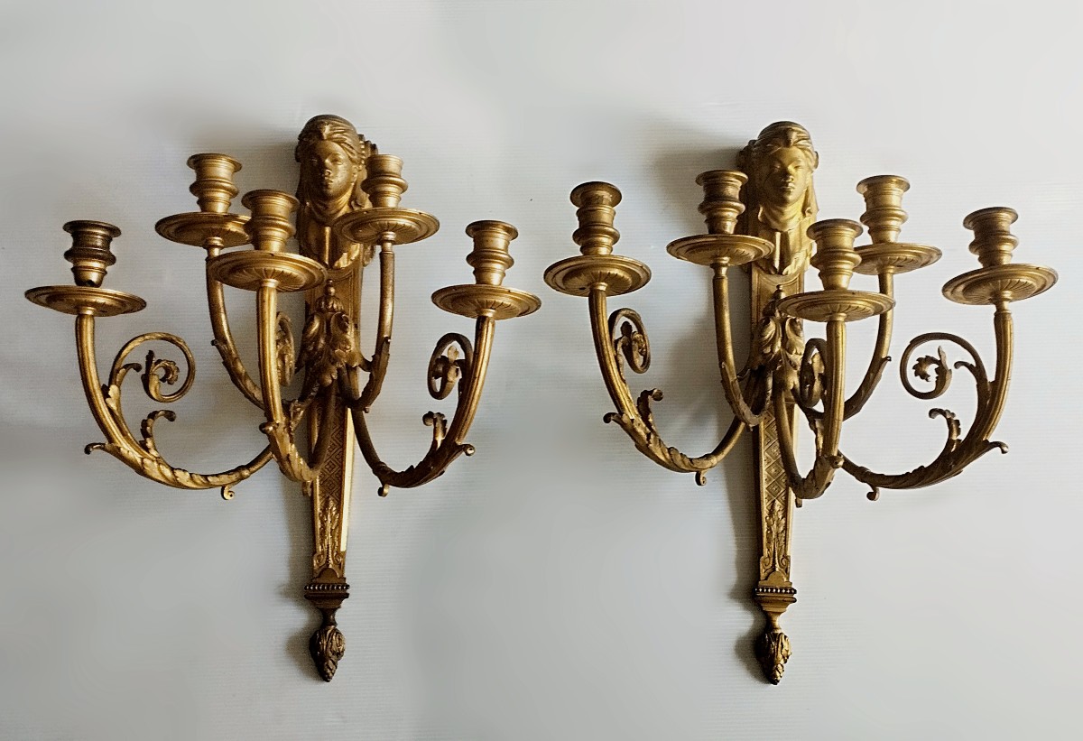 Importante paire d'appliques en bronze doré aux Nubiennes Second Empire à cinq bras de lumière-photo-2