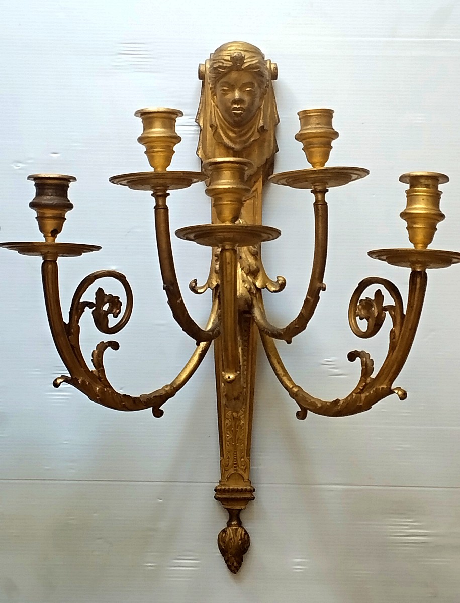 Importante paire d'appliques en bronze doré aux Nubiennes Second Empire à cinq bras de lumière-photo-5