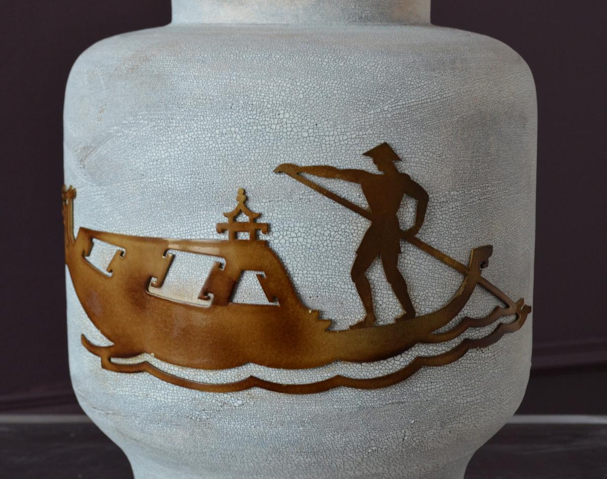 Chinese Gondolier Decorative Ceramic Lamp Stand-photo-1