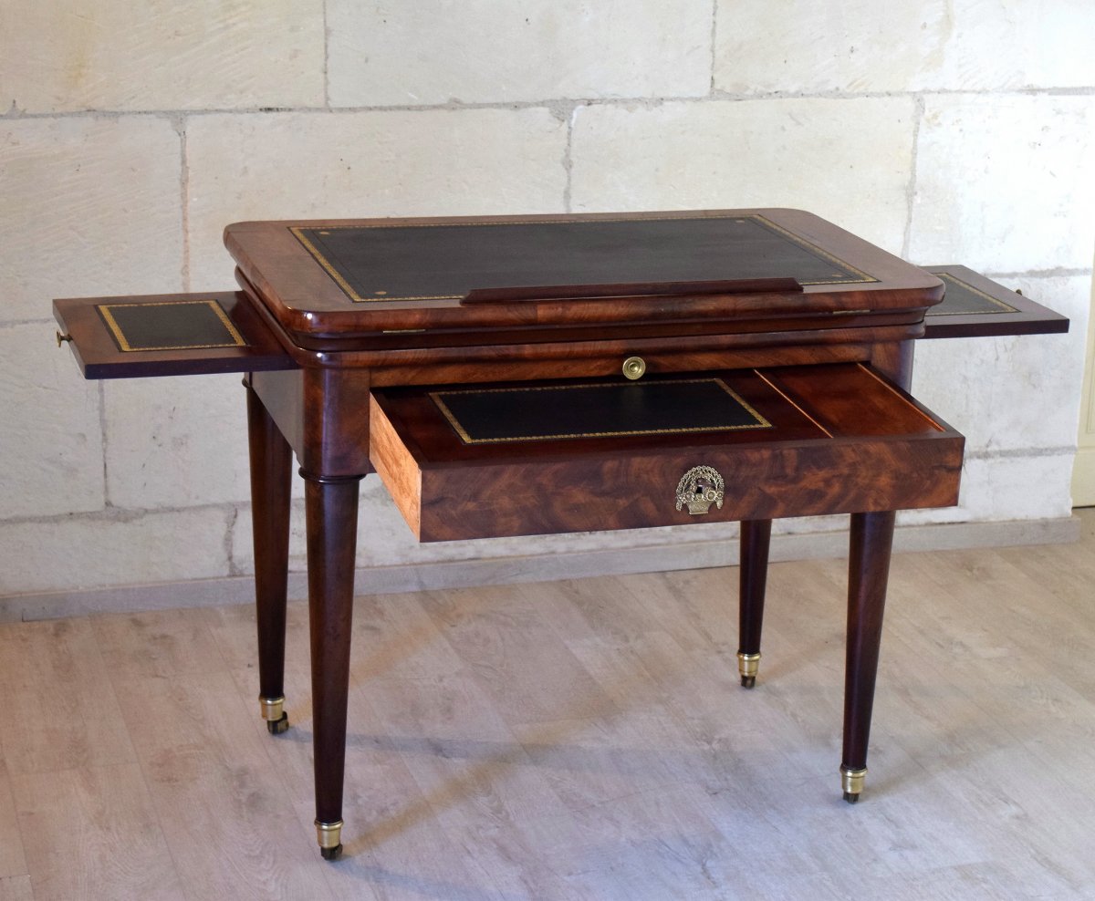 Mahogany -photo-2