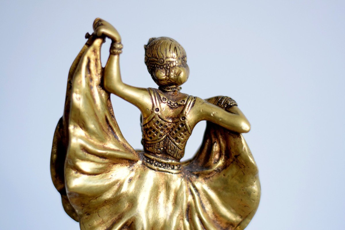 Erotic Bronze Oriental Dancer-photo-6