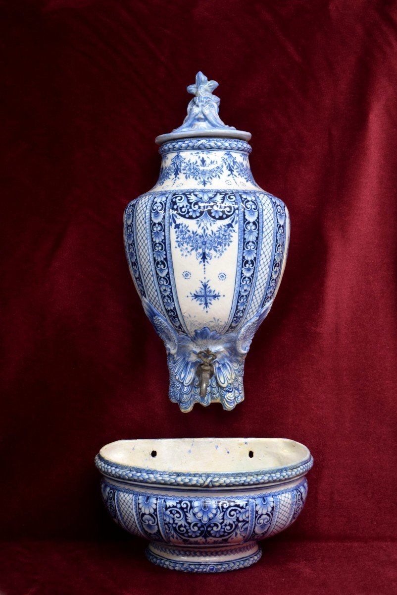 19th Century Bourg-la-reine Earthenware Fountain-photo-2