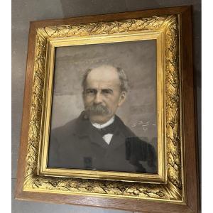 AUGUSTE BERTHON    :  PASTEL PORTAIT D'HOMME  1887