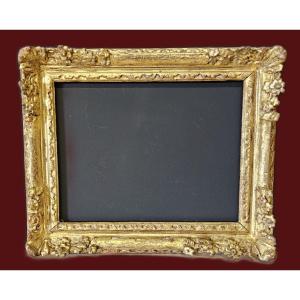 Carved And Gilded Wooden Frame From The 18th Century