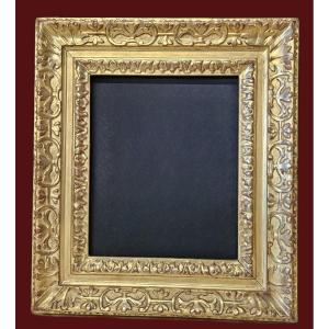18th Century Gilded And Carved Wooden Frame