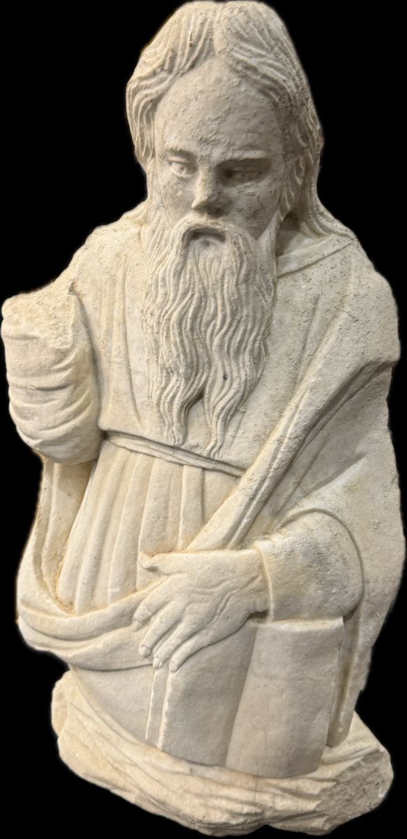 figure de sainte en marbre