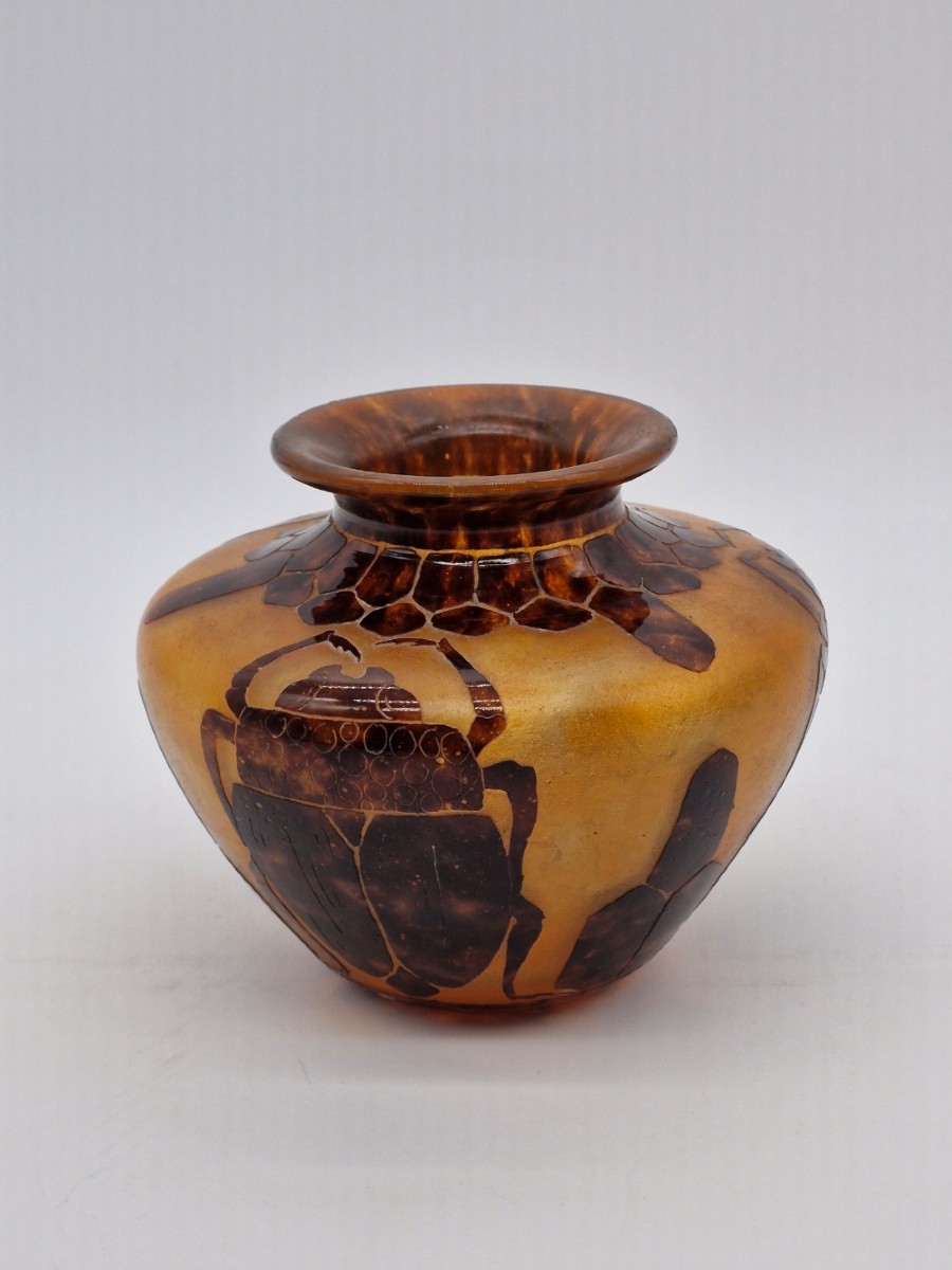 Vase Le Verre Français Aux Scarabées