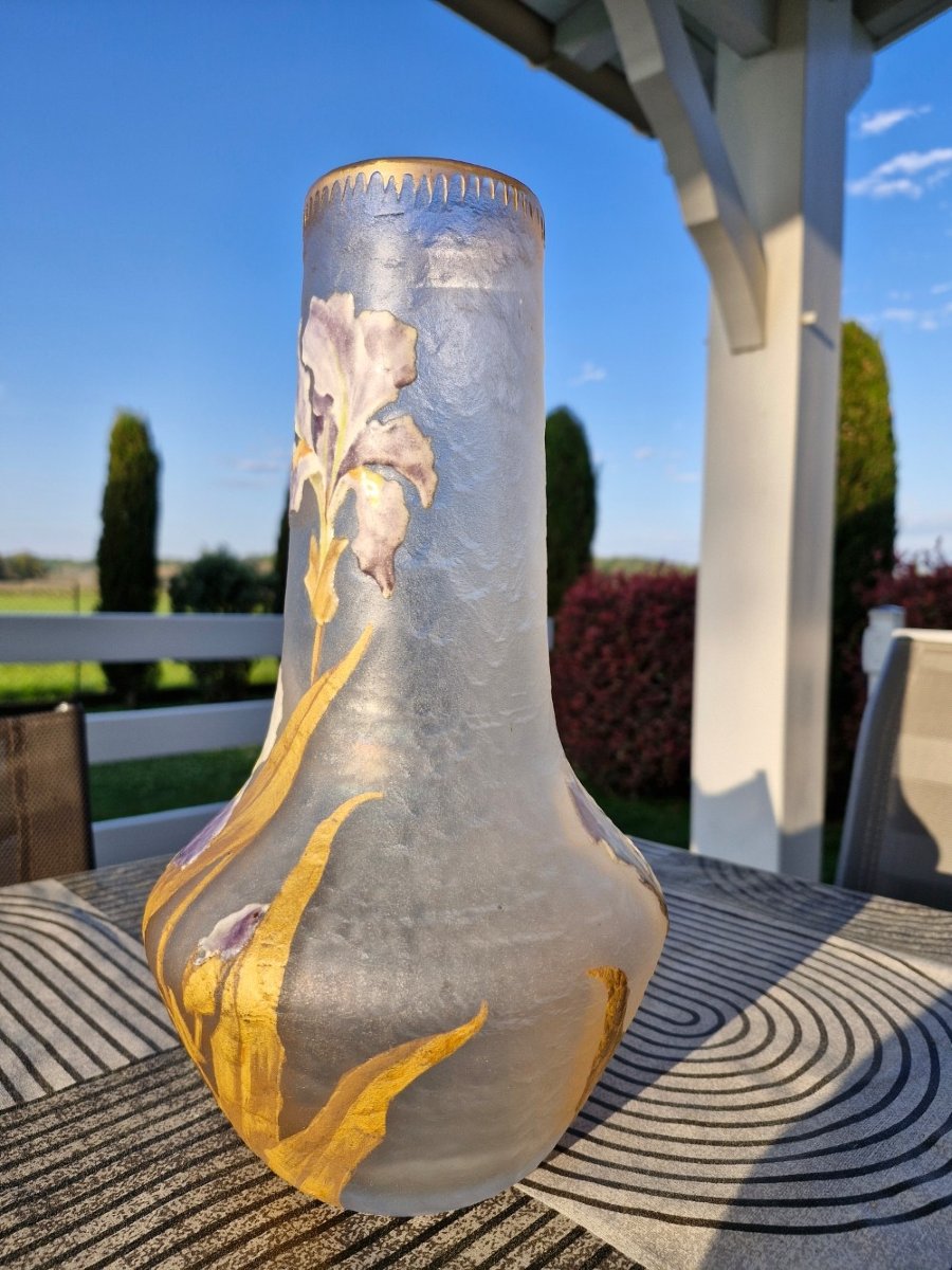 Legras Montjoye Vase With Iris Decor, Acid-etched Glass, Enhanced With Art Nouveau Enamel-photo-2