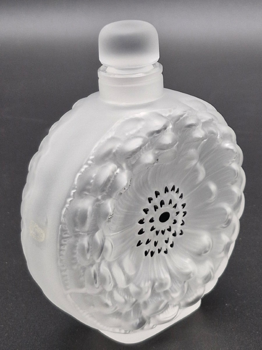 flacon Lalique décor Dahlia 18cm