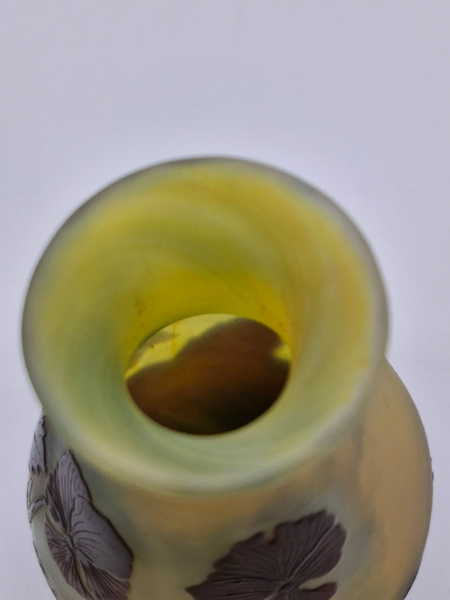 vase Gallé décor dégagé à l'acide de pensées , fond marmoréen-photo-3