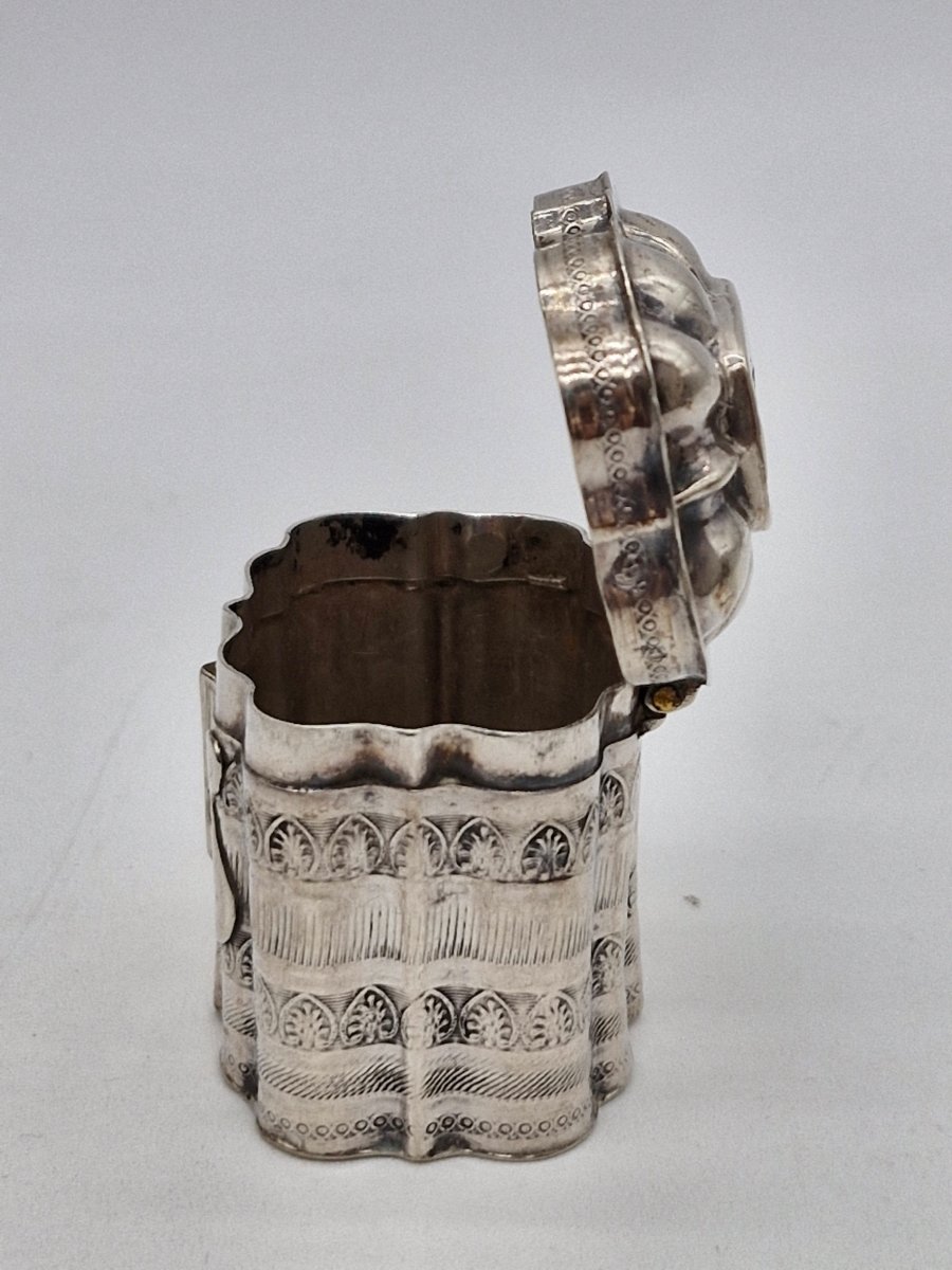 Silver Snuffbox With Lion Hallmark, Left Paw Raised-photo-3