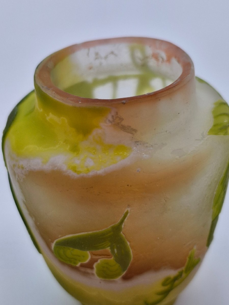 Vase Gallé miniature décor érable Nègundo dégagé à l'acide-photo-4