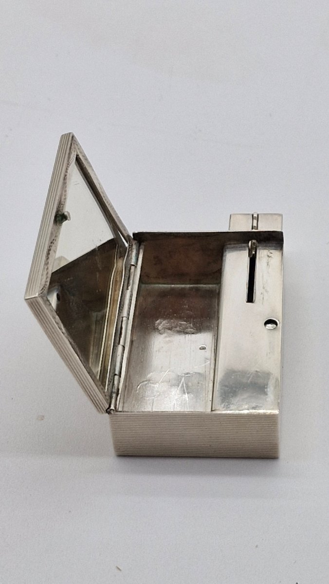 Powder Compact With Built-in Lipstick, Made Of 800-th Silver -photo-2