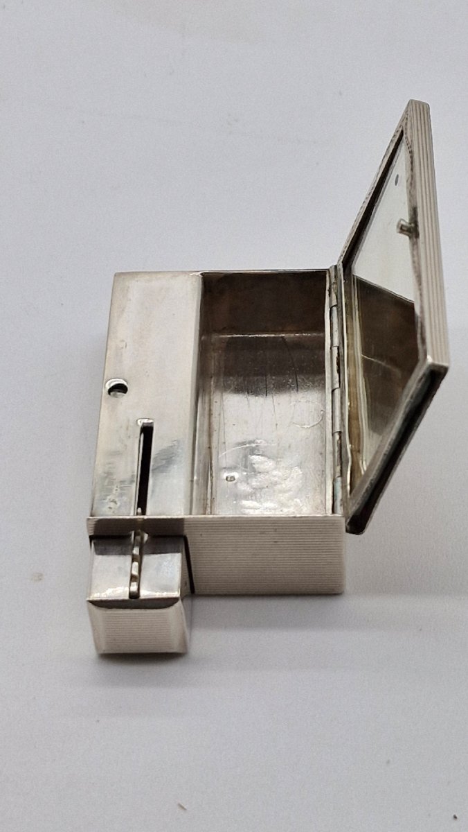 Powder Compact With Built-in Lipstick, Made Of 800-th Silver -photo-3