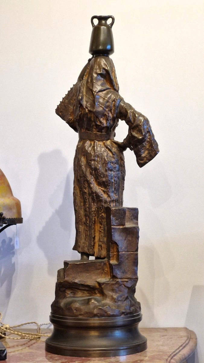 Bronze orientaliste "La porteuse d'eau" dit Rebecca , Gaston Leroux (1854-1942)  hauteur 83cm-photo-3