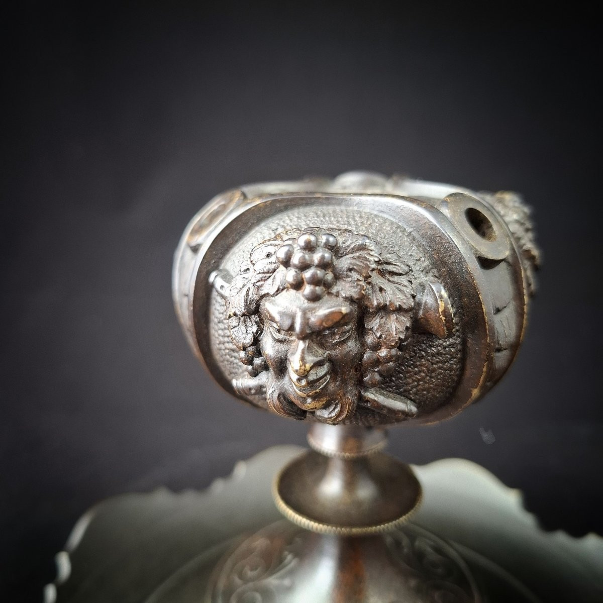 Smoker's Lamp, 19th Century Bronze Lighter With Brown Patina – Pan Masks-photo-1