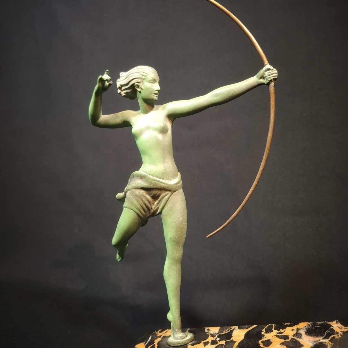Atalanta And The Antelope – Art Deco Sculpture By Demarco, Max Leverrier Art Cast-photo-2