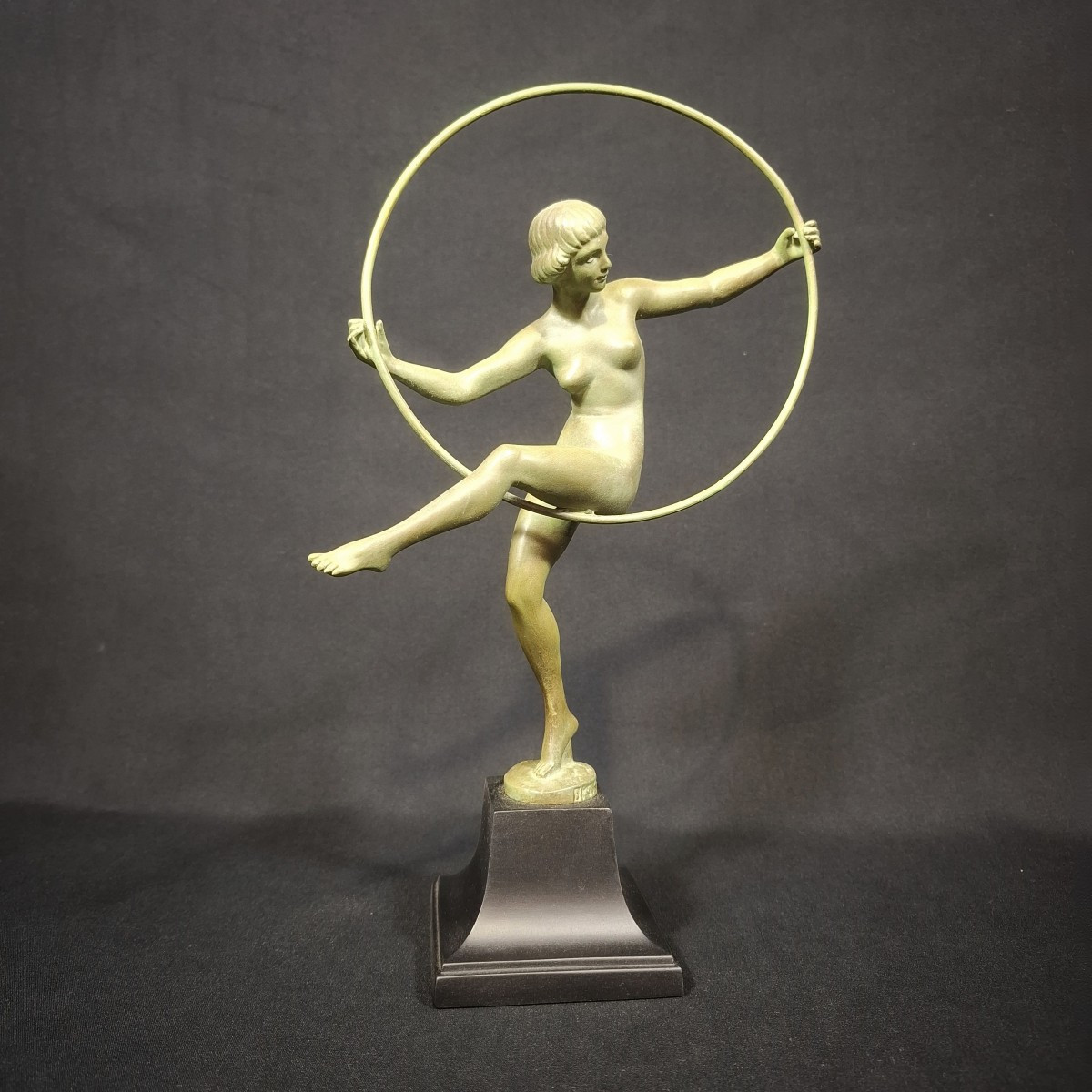 Hoop Dancer – Atelier Leverrier, Signed Briand (marcel Bouraine) Art Deco Sculpture