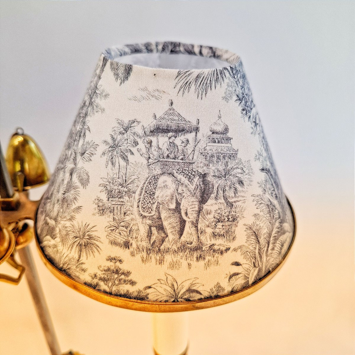 Pair Of Brass Bouillotte Lamps, Toile De Jouy Lampshade With Colonial Decor, Elephant Tiger -photo-2