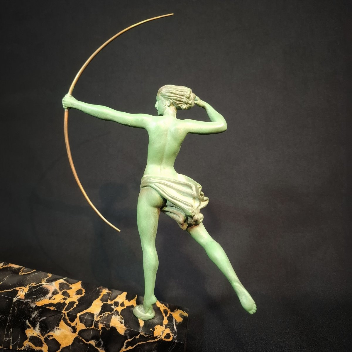 Atalanta With Antelope – Art Deco Sculpture By Demarco, Max Le Verrier, Art Cast-photo-5