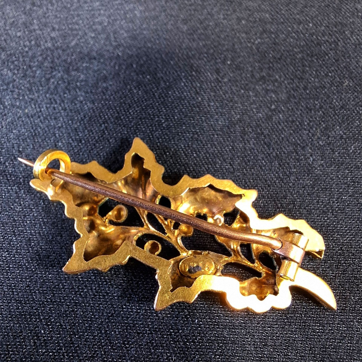 Antique Oria Brooch – Holly Design, Gold Plated – Circa 1900 Art Nouveau-photo-2